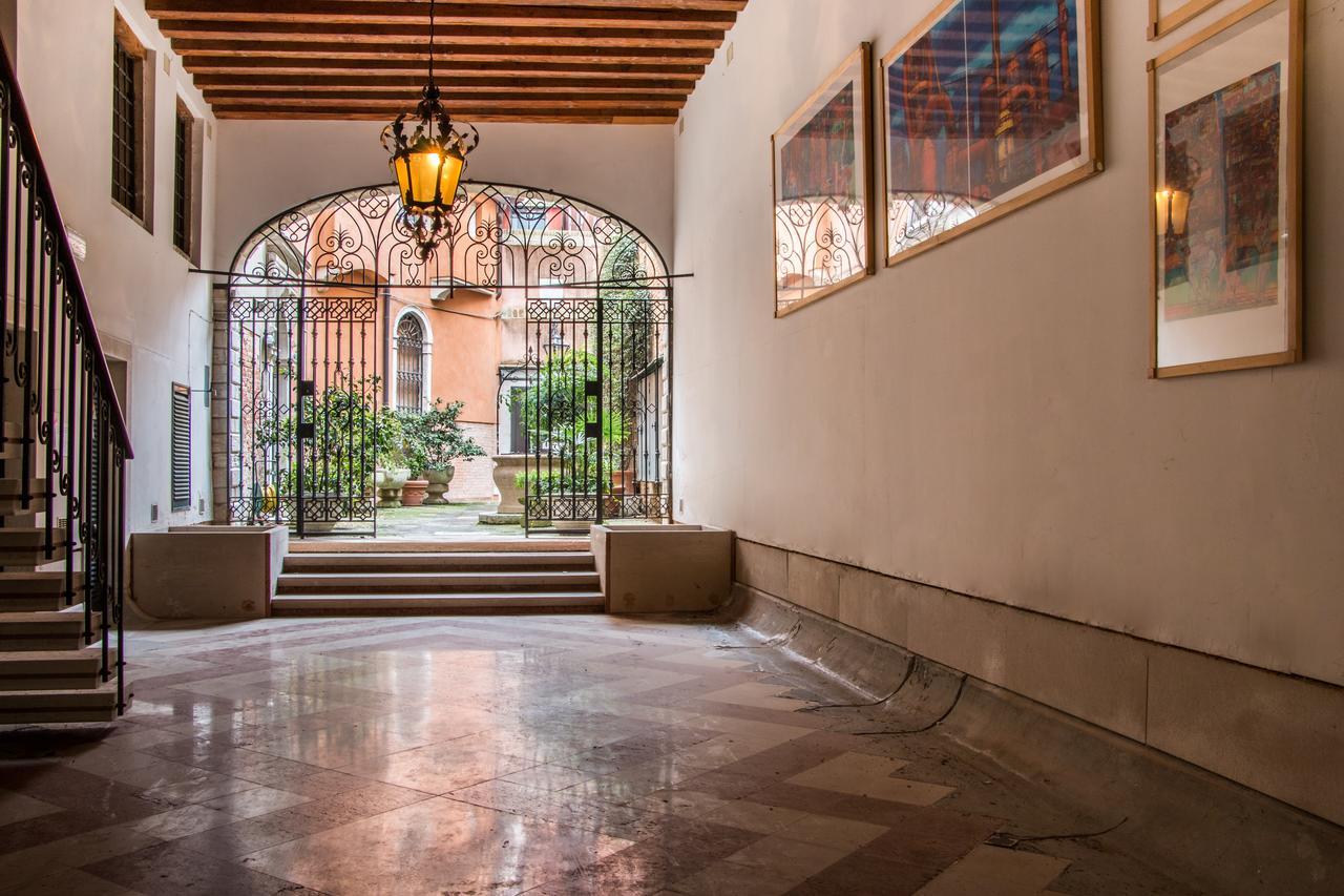 La Fenice Double Canal View Βενετία Εξωτερικό φωτογραφία